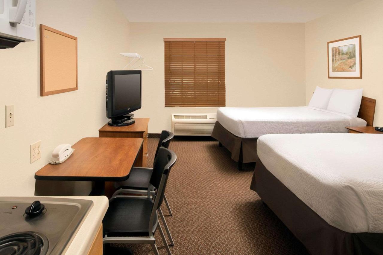 Woodspring Suites Midland Esterno foto