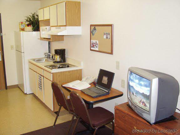 Woodspring Suites Midland Camera foto