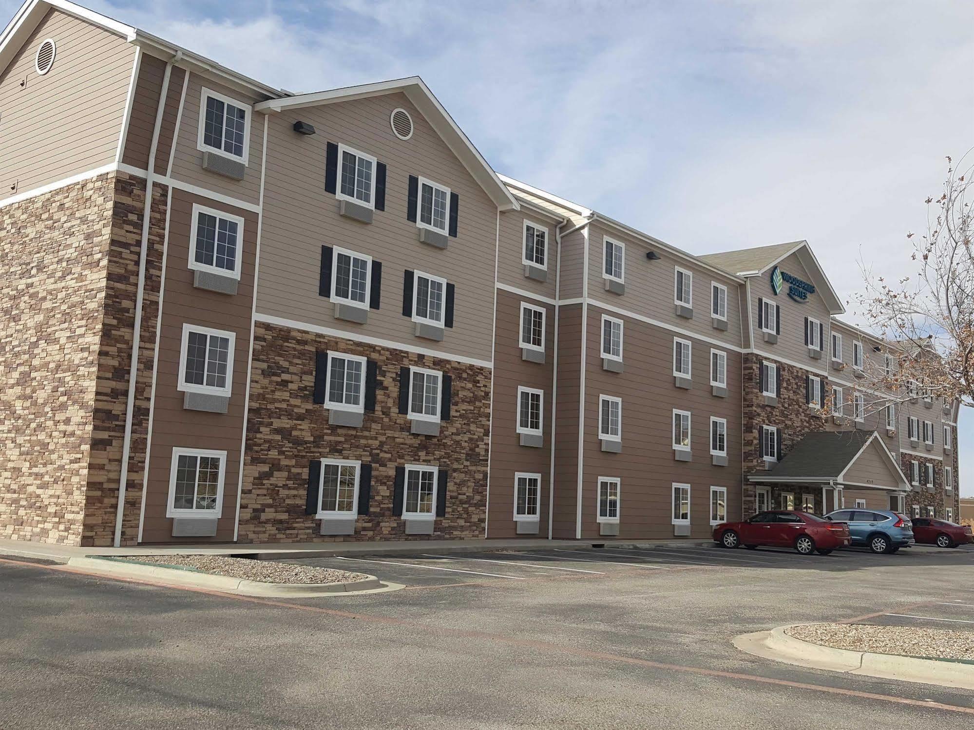 Woodspring Suites Midland Esterno foto